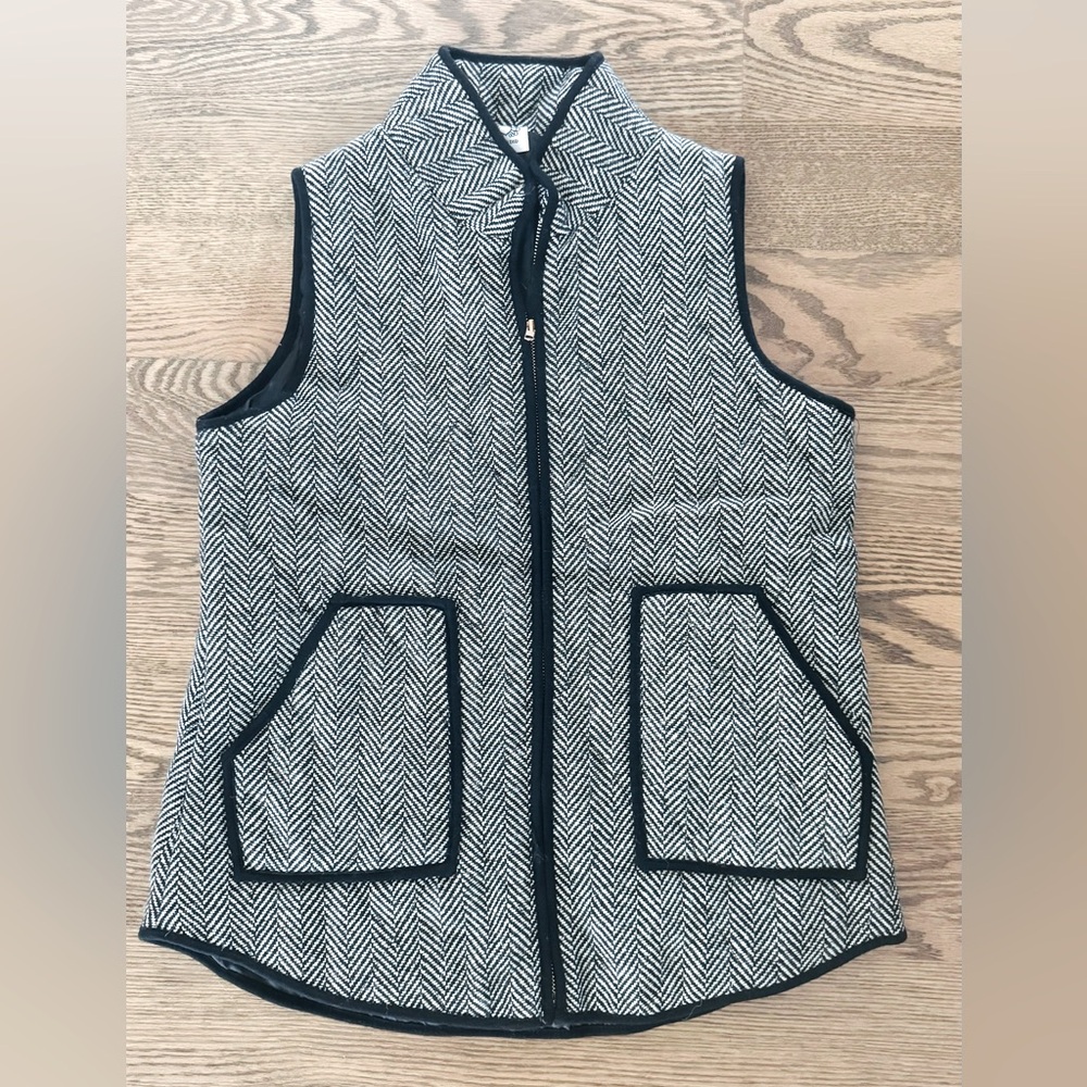 Katydid tweed vest small